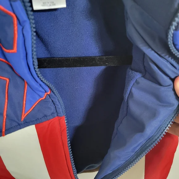Disney Store Captain America Jacket Marvel Avengers Boys, Size 4 - Picture 4 of 9